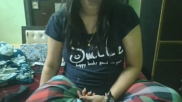 Snapshot of couplesuni chatting on 11, 5, 2026 couplesuni online show from 11, 5, 2026