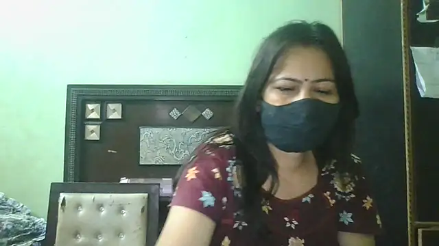 Snapshot of couplesuni chatting on 13, 5, 2026 couplesuni online show from 13, 5, 2026