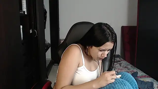 Snapshot of kayla_k18 chatting on 22, 2, 2025 kayla k18 online show from 22, 2, 2025