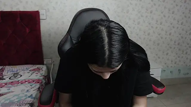 Snapshot of kayla_k18 chatting on 14, 3, 2025 kayla k18 online show from 14, 3, 2025