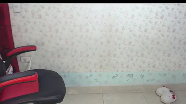 Snapshot of kayla_k18 chatting on 29, 10, 2025 kayla k18 online show from 29, 10, 2025