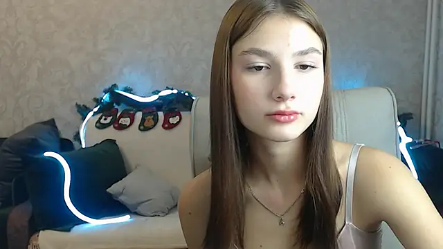 Snapshot of AnaHoney chatting on 6, 12, 2024 AnaHoney online show from 6, 12, 2024