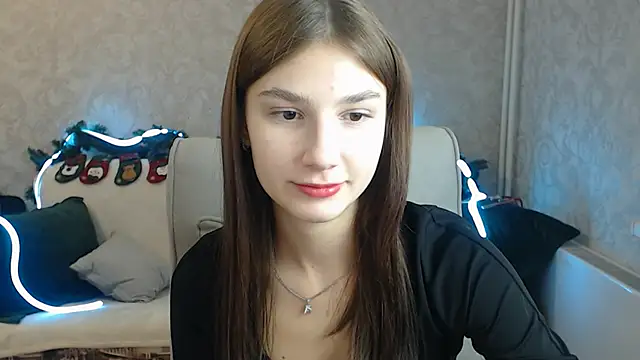 Snapshot of AnaHoney chatting on 10, 12, 2024 AnaHoney online show from 10, 12, 2024