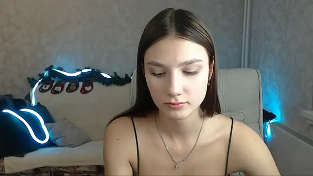 Snapshot of AnaHoney chatting on 23, 12, 2024 AnaHoney online show from 23, 12, 2024