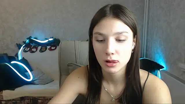 Snapshot of AnaHoney chatting on 23, 12, 2024 AnaHoney online show from 23, 12, 2024