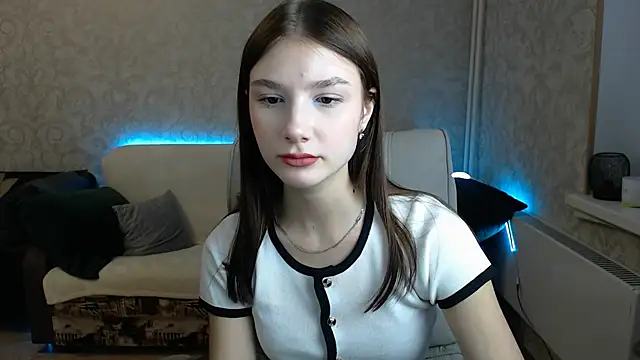 Snapshot of AnaHoney chatting on 15, 2, 2025 AnaHoney online show from 15, 2, 2025