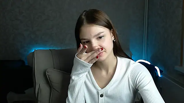 Snapshot of AnaHoney chatting on 6, 3, 2025 AnaHoney online show from 6, 3, 2025