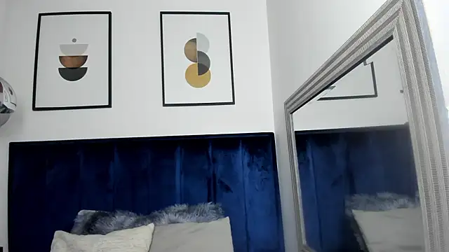 Snapshot of Alaia_Cute chatting on 4, 2, 2026 Alaia Cute online show from 4, 2, 2026