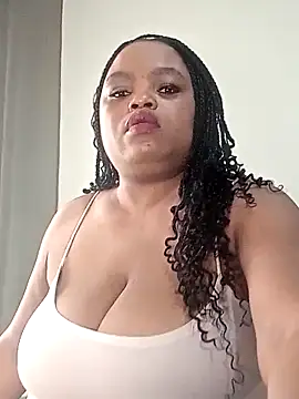 Snapshot of hugemelonsxxx chatting on 2, 3, 2025 hugemelonsxxx online show from 2, 3, 2025