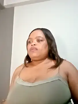 Snapshot of hugemelonsxxx chatting on 6, 3, 2025 hugemelonsxxx online show from 6, 3, 2025