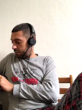 Snapshot of elmarroqui chatting on 23, 10, 2025 elmarroqui online show from 23, 10, 2025