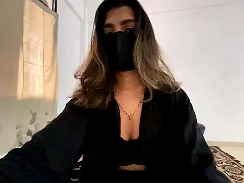 Snapshot of MaYaa__11 chatting on 4, 12, 2024 MaYaa 11 online show from 4, 12, 2024