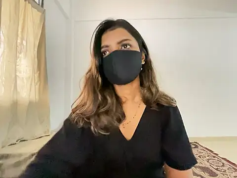 Snapshot of MaYaa__11 chatting on 24, 12, 2024 MaYaa 11 online show from 24, 12, 2024