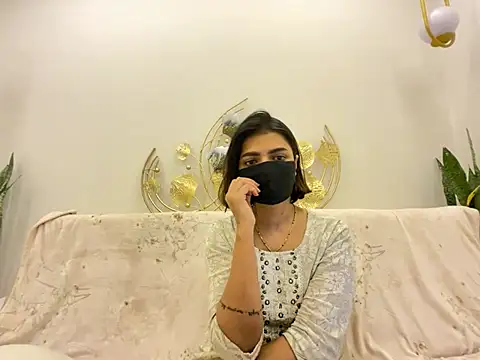 Snapshot of MaYaa__11 chatting on 28, 2, 2025 MaYaa 11 online show from 28, 2, 2025