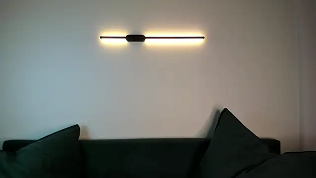 Lola Peach online show from 19, 10, 2025