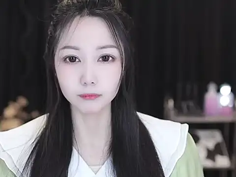 Nuyoah-77 online show from 10, 3, 2026