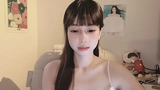 Snapshot of -Hottie chatting on 14, 9, 2025 -Hottie online show from 14, 9, 2025