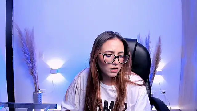 RyliieHunter online show from 17, 1, 2025