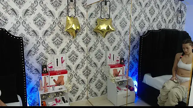 SaaraBrown online show from 10, 1, 2025