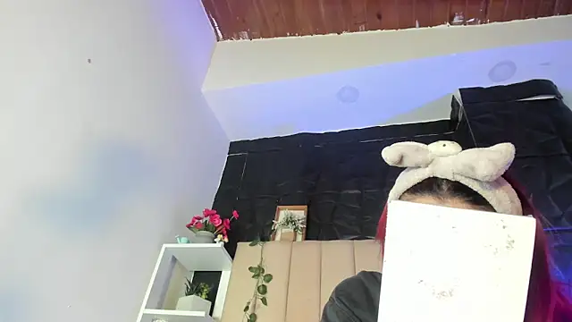 Mia Rinn online show from 12, 2, 2026