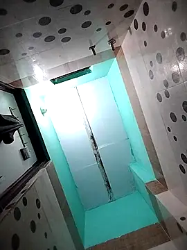 Hotty-Divya online show from 6, 11, 2025