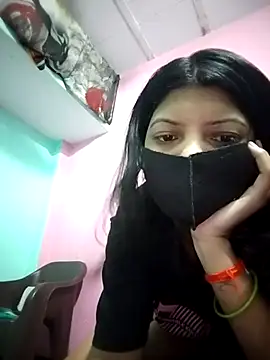 Hotty-Divya online show from 25, 4, 2026