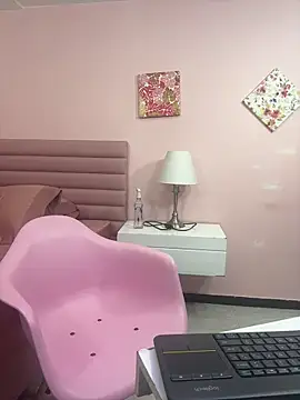 Snapshot of kae_styles chatting on 13, 12, 2025 kae styles online show from 13, 12, 2025