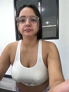 Snapshot of kae_styles chatting on 1, 3, 2026 kae styles online show from 1, 3, 2026