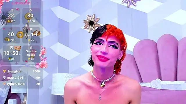 Snapshot of KylieMonnett chatting on 17, 2, 2025 KylieMonnett online show from 17, 2, 2025