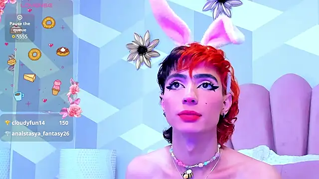 Snapshot of KylieMonnett chatting on 24, 2, 2025 KylieMonnett online show from 24, 2, 2025