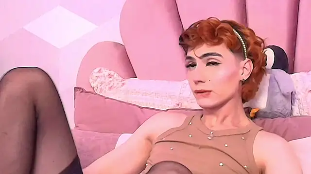 Snapshot of KylieMonnett chatting on 10, 2, 2026 KylieMonnett online show from 10, 2, 2026