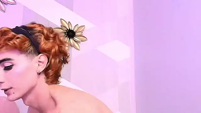 Snapshot of KylieMonnett chatting on 21, 2, 2026 KylieMonnett online show from 21, 2, 2026