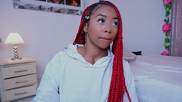 Snapshot of Alondrasparrow2 chatting on 1, 2, 2025 Alondrasparrow2 online show from 1, 2, 2025