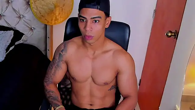 Snapshot of Andrew_wolf7 chatting on 21, 10, 2025 Andrew wolf7 online show from 21, 10, 2025