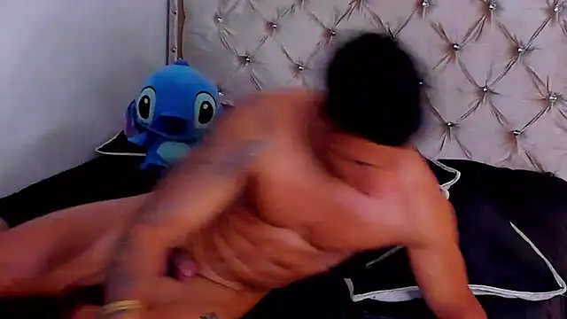 Snapshot of Andrew_wolf7 chatting on 16, 11, 2025 Andrew wolf7 online show from 16, 11, 2025