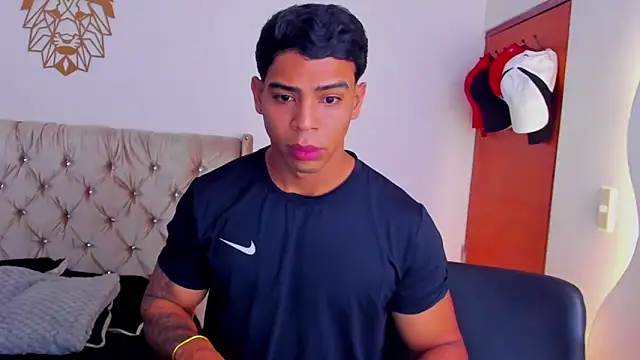 Andrew wolf7 online show from 17, 1, 2026