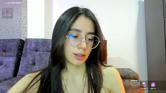 emmadiaz1 online show from 13, 12, 2024