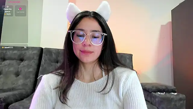 emmadiaz1 online show from 22, 2, 2026