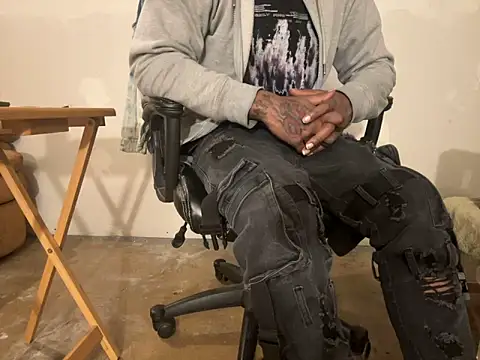 SluttyLyfe4L online show from 1, 12, 2024