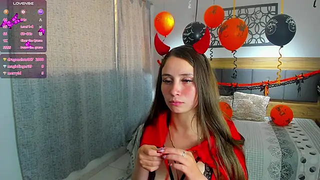 Snapshot of martina_lujann chatting on 22, 10, 2025 martina lujann online show from 22, 10, 2025