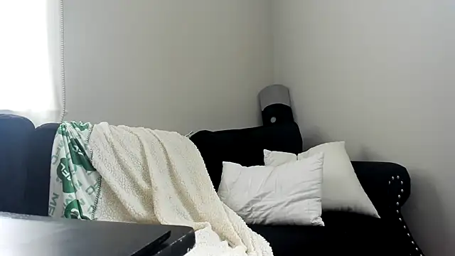 Snapshot of MistressKatie13xxx chatting on 15, 12, 2024 MistressKatie13xxx online show from 15, 12, 2024