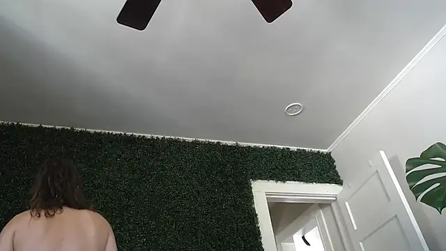 Snapshot of MistressKatie13xxx chatting on 31, 12, 2024 MistressKatie13xxx online show from 31, 12, 2024