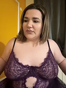Snapshot of Leya__Droit chatting on 5, 1, 2025 Leya Droit online show from 5, 1, 2025
