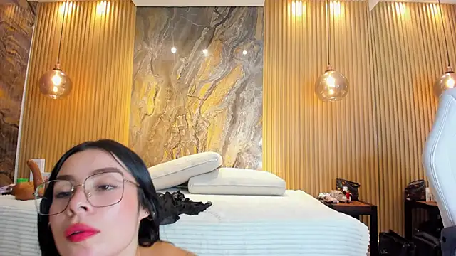 nathassa grant online show from 6, 3, 2025