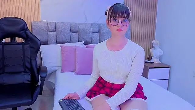 Khalifa fletcher online show from 20, 12, 2025