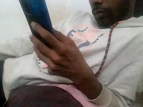 Snapshot of devilsam3327 chatting on 2, 12, 2025 devilsam3327 online show from 2, 12, 2025