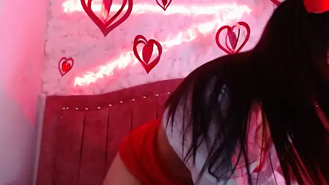 Snapshot of SarahStones chatting on 14, 2, 2025 SarahStones online show from 14, 2, 2025