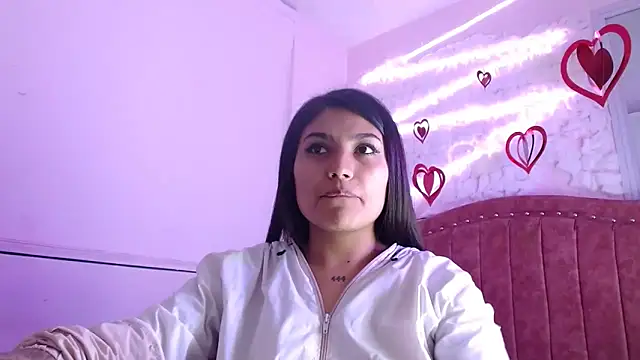 Snapshot of SarahStones chatting on 14, 3, 2025 SarahStones online show from 14, 3, 2025