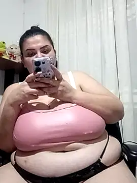 Madisonpalacio online show from 25, 2, 2025