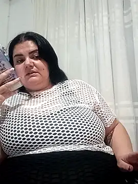 Madisonpalacio online show from 28, 2, 2025